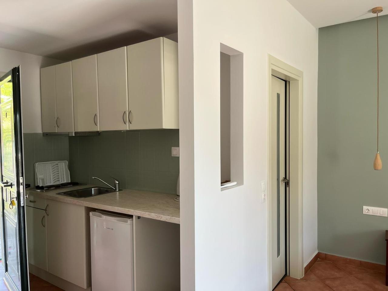 Paleo Apartments Παλαιοκαστρίτσα Εξωτερικό φωτογραφία